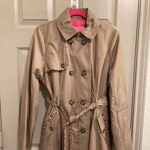 NWT BETSEY JOHNSON KHAKI COLORED TRENCH COAT SZ L